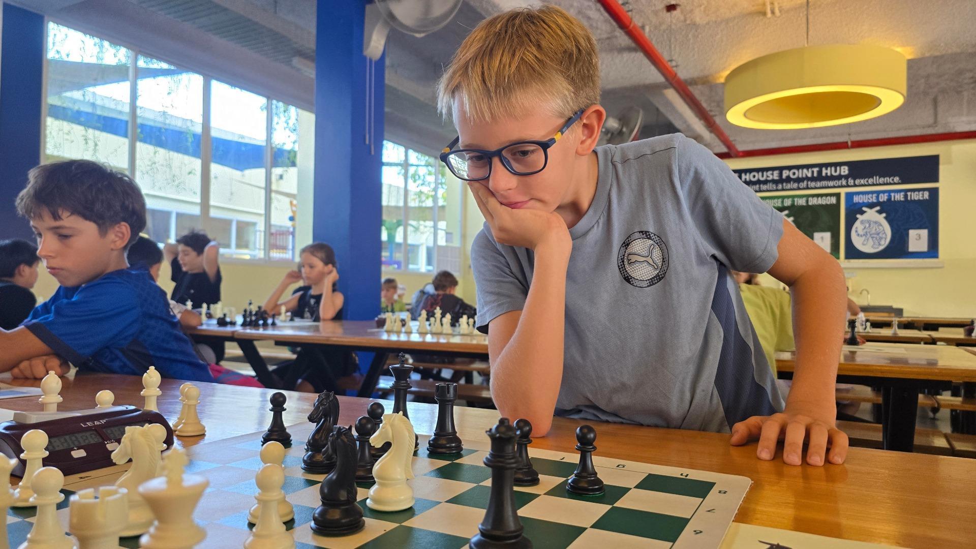 Chess ECA 4
